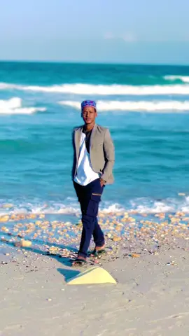 Jacaylka iyo jawiga badda maxaa ka dhexeeyo#follow #somalitiktok #banderbayla👑♥️ #fyp #puntlander🇸🇱 