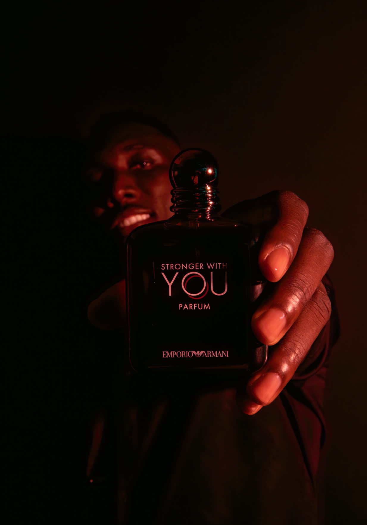 Here’s my quick take on Stronger With You by Emporio Armani:  It’s a warm, sweet, and spicy fragrance. The opening is a burst of cardamom, pink pepper, and violet leaf, which gives it a fresh, aromatic start. As it settles, you get a blend of sage and cinnamon, adding a touch of warmth and depth. The base notes of vanilla, chestnut, and amberwood create a sweet, gourmand dry down.  Something great for you to give a try 😊  @ArmaniBeauty #ArmaniBeauty #StongerWithYou #SWYArmani  #Armanifragrance #Fragrance #AD
