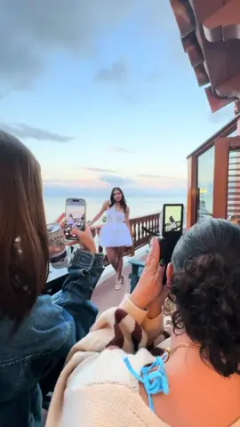 POV: your best friend throws her bachelorette party on Catalina Island!!! 🤍💍😭 #fypシ #bachelorette #bacheloretteparty #catalinaisland #catalina #wedding #weddingtiktok #bacheloretteweekend 