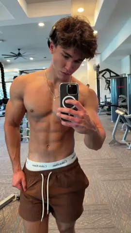 bang bang #physique #fyp 