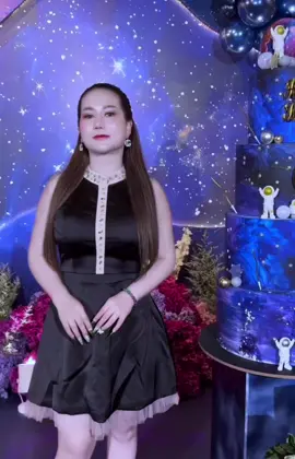 ខ្ញុំគឺបែបនិង