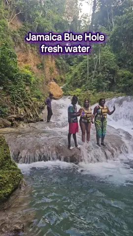 Life adventures #Jamaica #bluehole