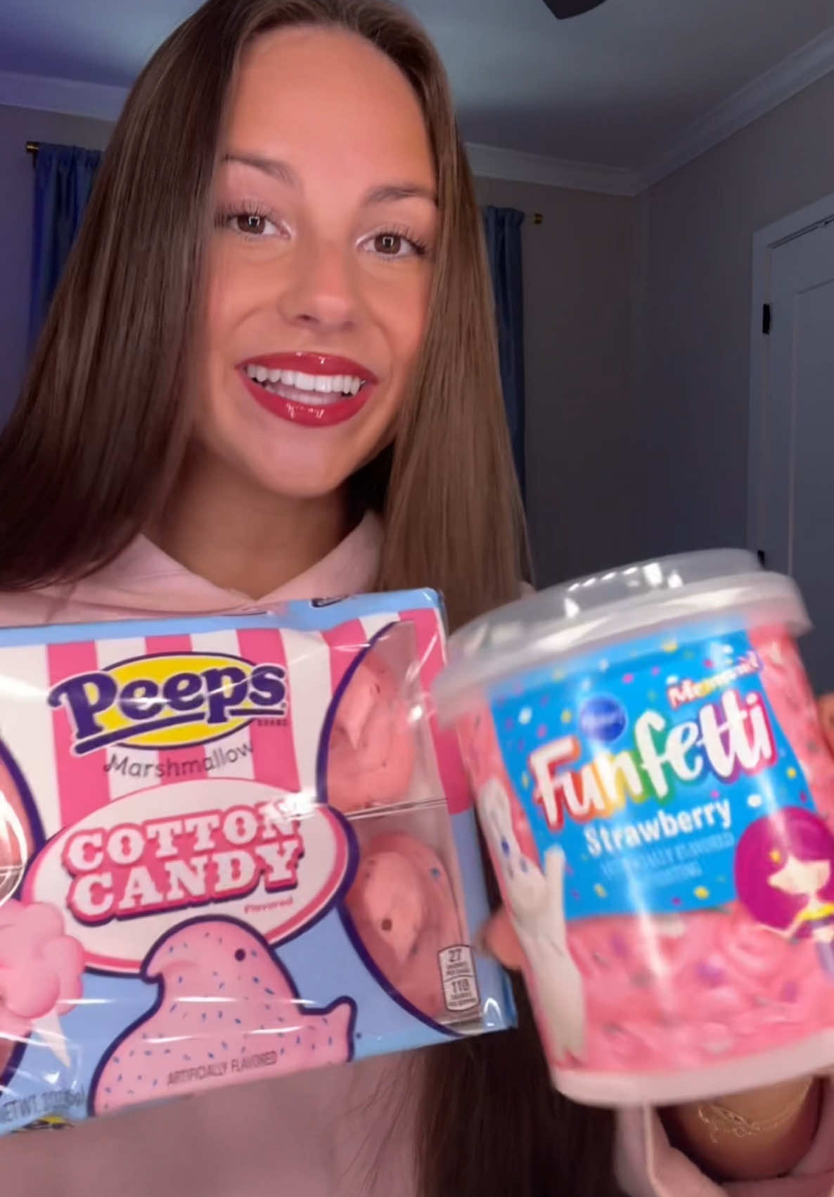 MERMAID FUNFETTI WITH COTTON CANDY PEEPS MUKBANG🧜🏼‍♀️🧁🐥🩷#funfetti #icing #pinkicing #peeps #marshmellow #mukbang #audrey #fypシ #シ #foryoupage 