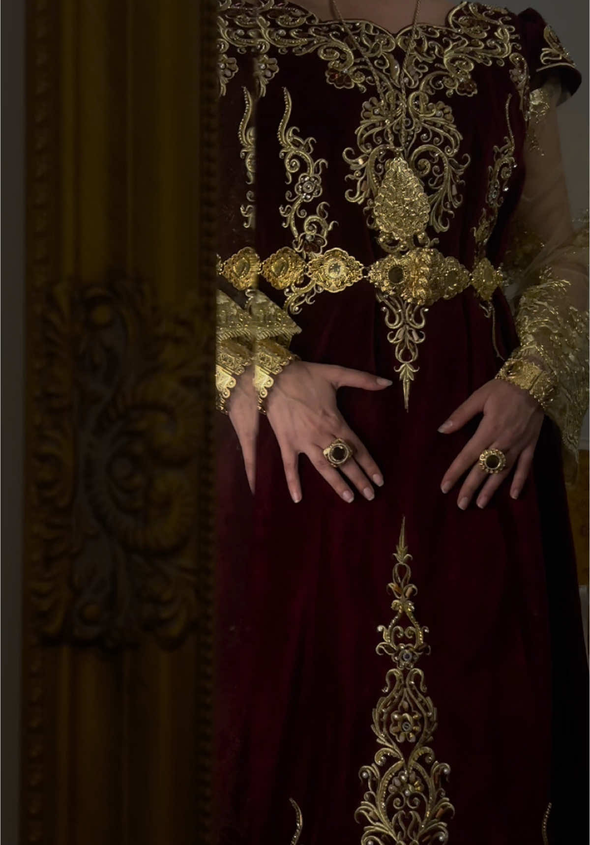 ✨Fergani Elayna✨ Taille 36-40 #fergani #constatine #HéritageAlgérien  #elegancealgerienne #robetraditionnelle #karakou #algeriandress #mariagealgerien #locationkarakou #algerienne #dz #lille #algerianstyle #algerie #locationlille  #robealgerienne🇩🇿 