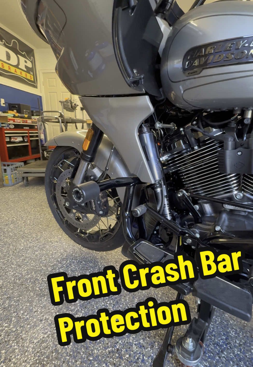 2023 Harley Davidson Road Glide cvo Front HD Crash bar install. #harleydavidson #roadglide #cvo #121 #m8 #vtwin #crash #bars #protection #motorcycle #vtwin 