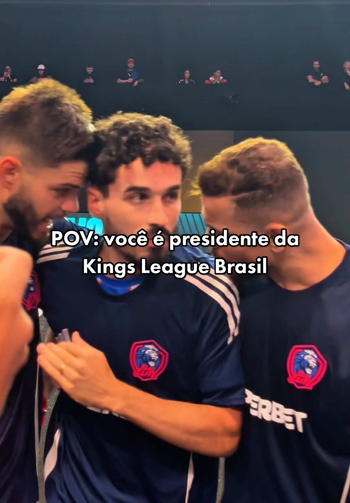 POV: você está me acompanhando dentro da cabine da Kings League Brasil e chamaram o penalti presidente #kingsleague #kingsleaguebrasil #allanstag #kingsleagueclips #futebol 
