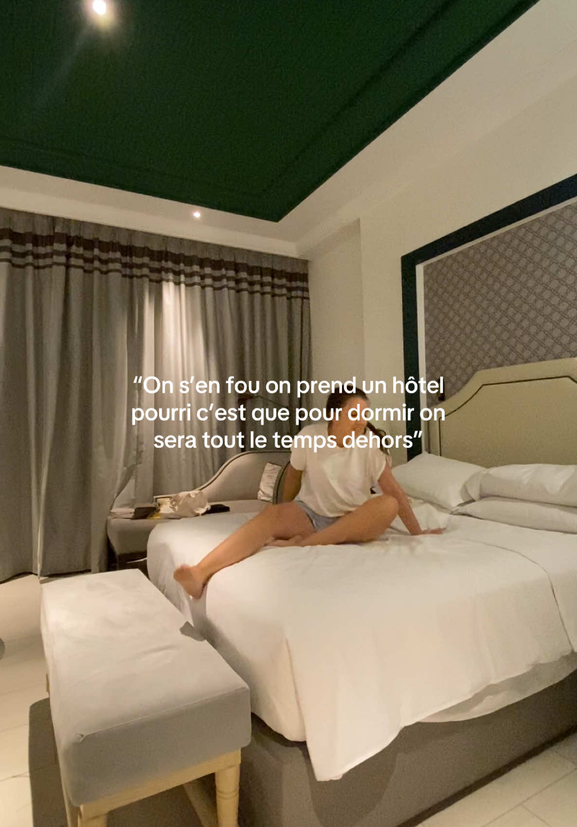 Plus jeune je disais des fois ça mais j’ai grandi, j’ai mûri et le budget est meilleur maintenant mdrrr #nooooooo #nolapolicia #hotel 