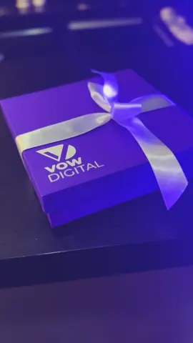 Como um símbolo de gratidão, aos nossos parceiros de longa data, a Vow Digital mandou uma lembrança em forma de carinho. Reconhecemos que relações duradouras são construídas com confiança, resultados e reciprocidade. Por isso, valorizamos cada parceria que nos acompanha e contribui para o nosso crescimento mútuo. Este gesto simples representa o nosso muito obrigado por caminhar ao nosso lado ao longo desses anos. 💜  #marketing #vow #parceria