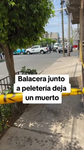 🔴 La tarde de este martes 29 de abril se registró una balacera en calles del municipio de Nezahualcóyotl dejando un saldo de un hombre muerto. #noticias #parati #fyp #edomex 