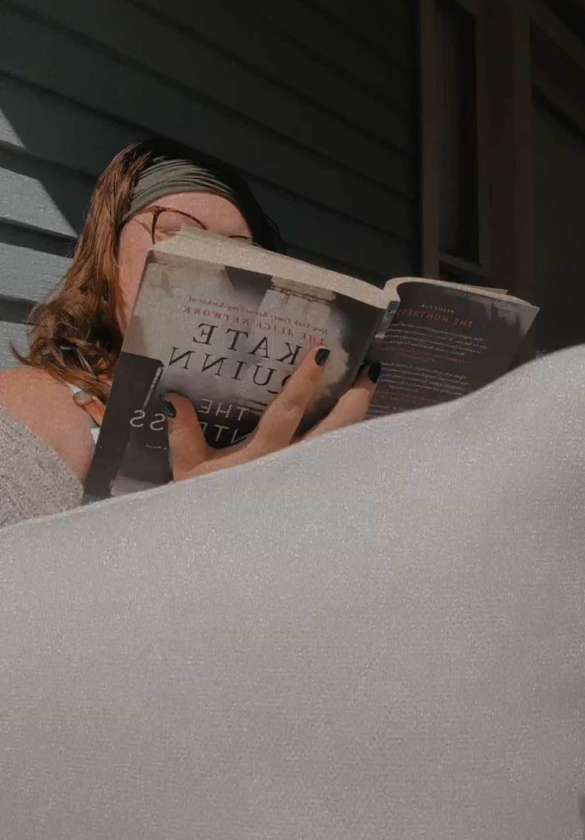 sitting in the sunshine, nose deep in a book, per usual ☀️ #BookTok #taylorswift #highinfidelity #doyoureallywannaknowwhereiwasapril29 #bookish #katequinn #thehuntress #books #bookworm 
