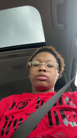 Somebody please give this lady a Chris brown ticket 😂😂😂 #fyp #viral #😂😂 #chrisbrownofficial #foryoupage❤️❤️ 