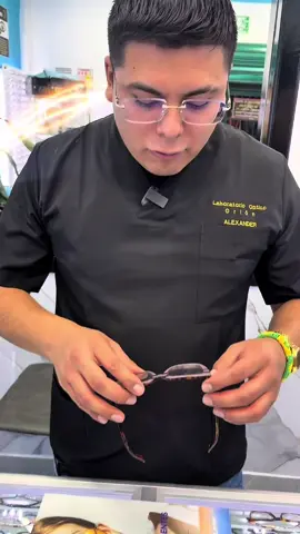 Guía rápida de cómo quitarle la suciedad o grasa a tus lentes de armazón. Somos laboratorio óptico Orion y no tenemos sucursales nos encontramos en #ciudaddemexico visita nuestra sucursal. En calle Motolinia #8 despacho 413 del 4to piso. #Cdmx #ciudaddemexico #centrohistorico #estadodemexico #Gam #venistianocarranza #miguelhidalgo #tlanepantla #tecamac #coacalco #ecatepec #toluca #lentesdearmazon #lentes #lentesdecontacto #astigmatismo #astigmatismoymiopia #miopa #paratiiiiiiiiiiiiiiiiiiiiiiiiiiiiiii #fyp #CapCut 