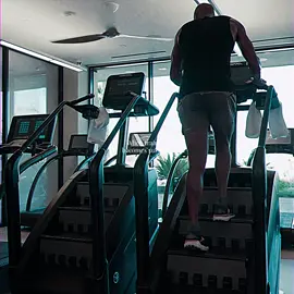 Training only exists to stimulate a mental battle. Win yours.  #davidgoggins #adesanya #trainingmotivation #gymmotivation🏋️‍♀️ #GymTok #gogginsmentality #gogginsmotivation #creatorsearchinsights 