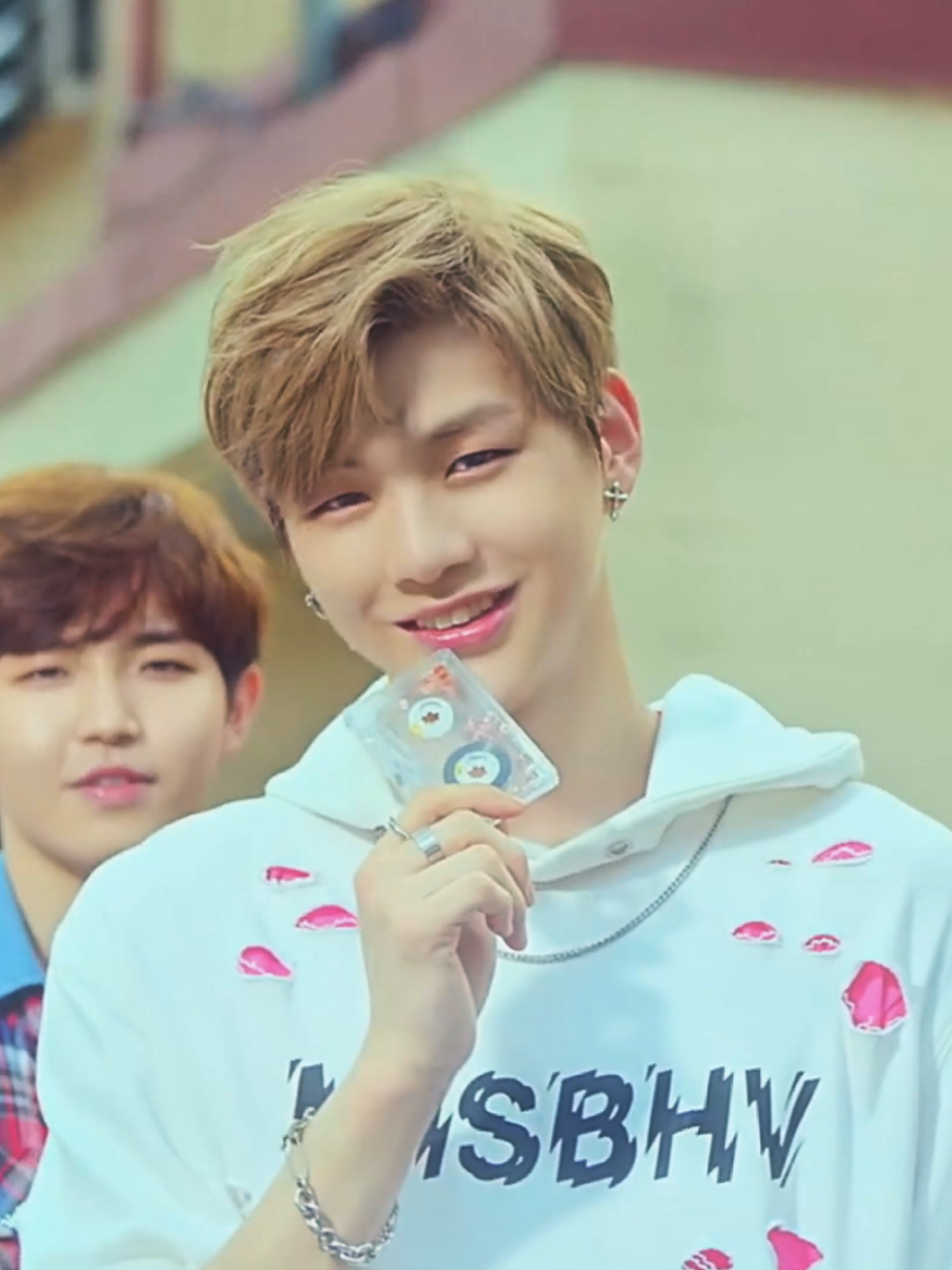 take me back to 2017 #wannaone #kangdaniel #parkjihoon #leedaehwi #kimjaehwan #ongseongwu  #parkwoojin #laiguanlin #yoonjisung #hwanghyunjin #baejinyoung #hasungwoon #kpopedit 