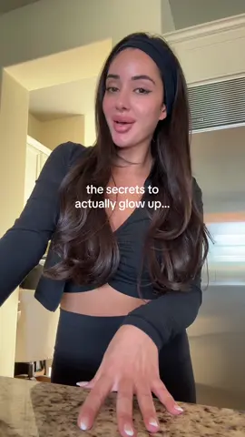 follow me— I’ll be your glow up guide bestie 🤍✨ #glowuptips #glowupsecrets #glowtok  #wellnesstips #glowingup #wellnesstok #wellnessroutine #glowupangels #saynasheikh 