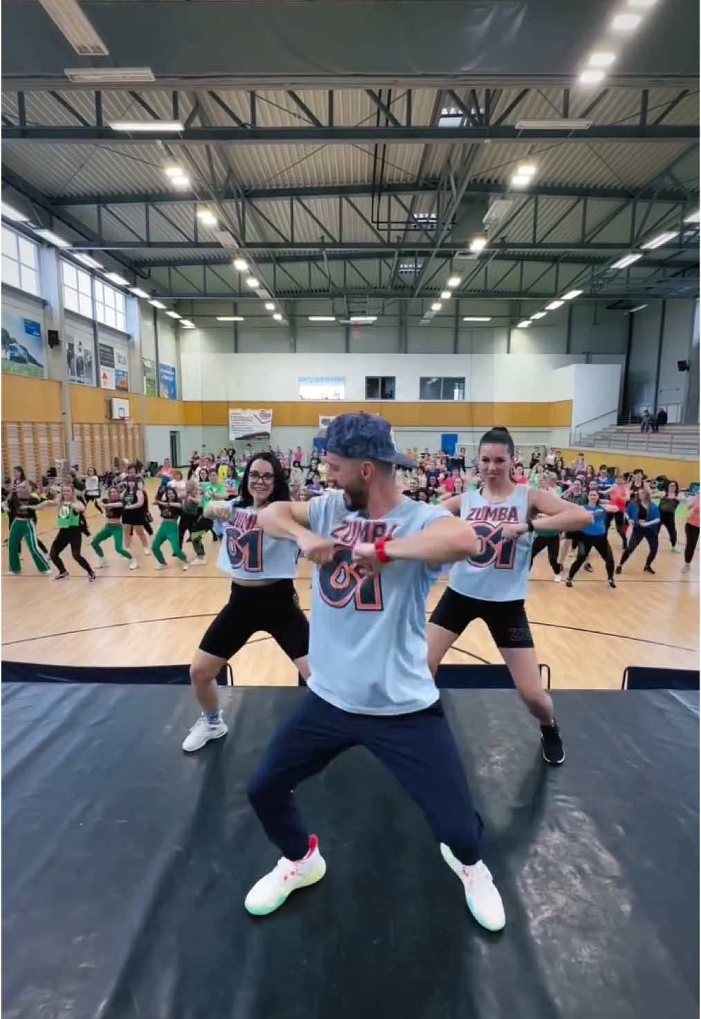 Find someone who looks at you the way we look at the dance floor when Priti plays. 👀💖  🎵: Priti (Zumba Remix)   by @Danny Ocean  and @SECHO  🕺🏻💃🏼@Ádám Horváth @nagyanikoszabina @firiszanett