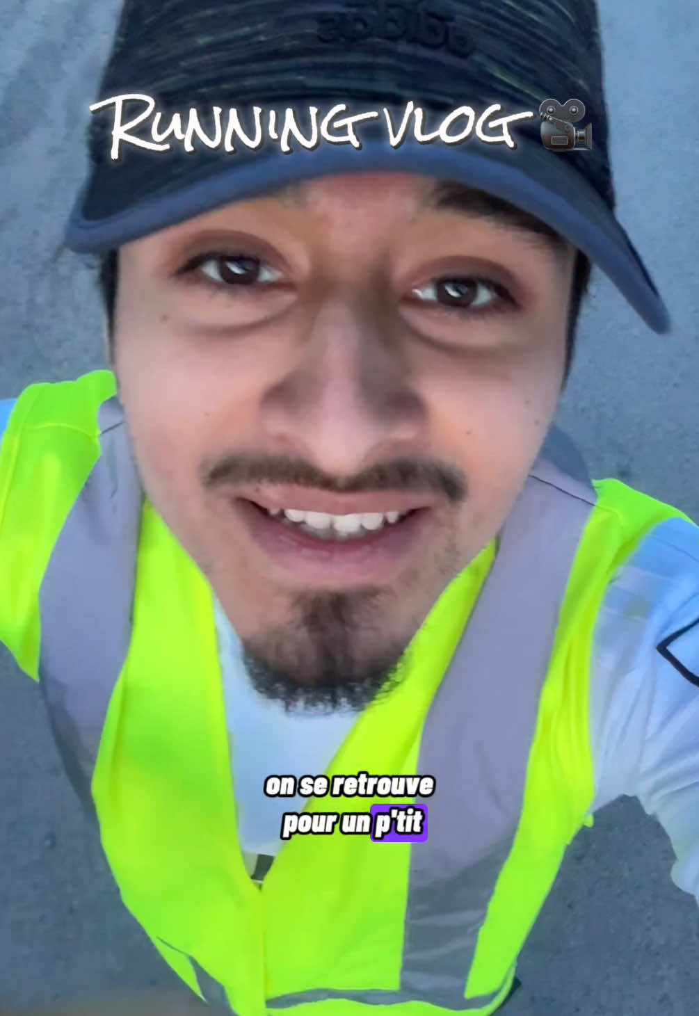 Running vlog  🎥 Wesh l’équipe, on se retrouve avec un petit easy run de 45 minutes pour débuter la semaine. La semaine passée je n’avais pas eu le temps ne serait-ce que pour monter un seul vlog avec la fin de session qui hit et je sais que vous passez par la aussi alors je vous souhaite courage 😭🙏 J’espère que cette vidéo vous plaira et on se dit à très bientôt in shaa Llah ✌️  . . . #Running #runningvlog #runwithme #runningmotivation #runningvideo #courseàpied 
