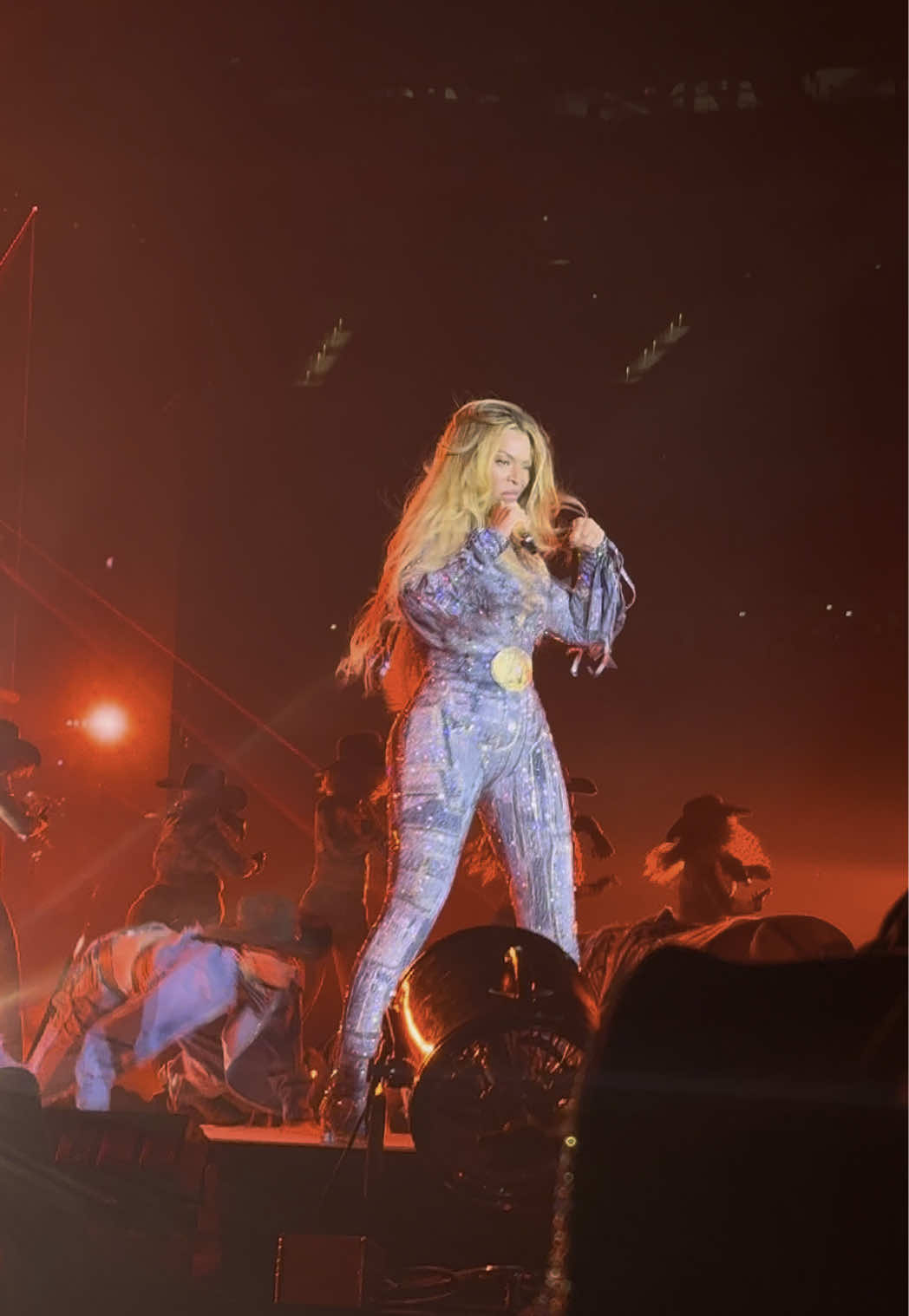 Summer renaissance x buckiin’ #BEYHIVE #beyonce #COWBOYCARTER #COWBOYCARTERTOUR #sweethoneybuckiin #summerrenaissance #GOAT 