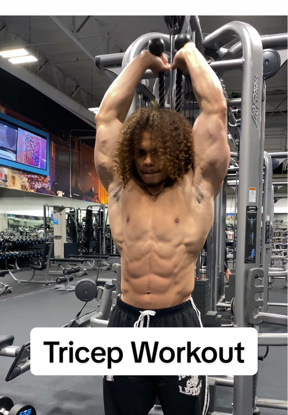 Tricep Workout 💪🏽🔥 Gotta get them big triceps fam.. this is how you do it. #bodybuilding #Fitness #triceps #armday #arms #workouts #training #gym #GymTok #FitTok 