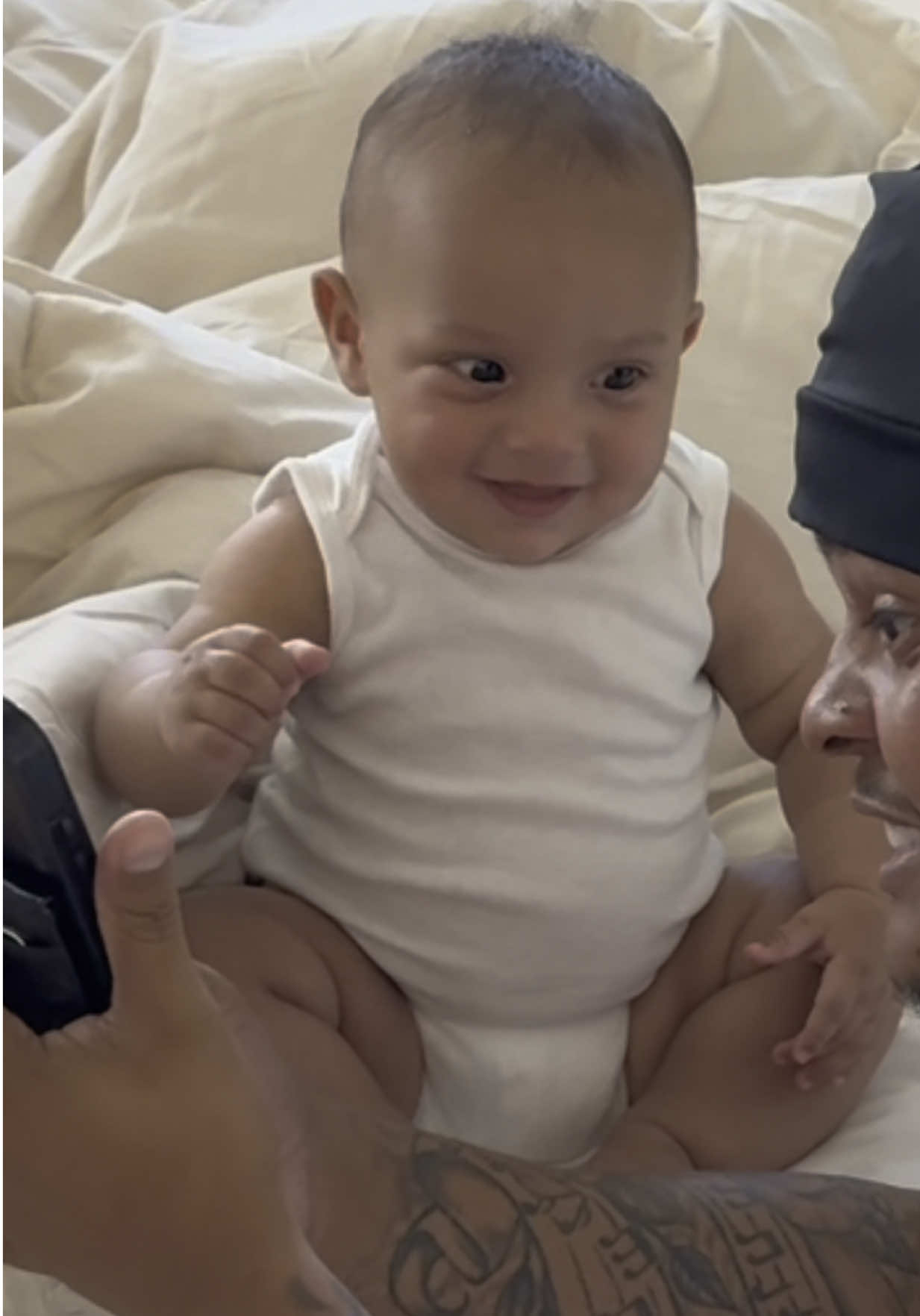 This is big cause he watches her EVERYDAY 😂👏🏽❤️ @Zaza @Ms Rachel #babies #viral #funny 