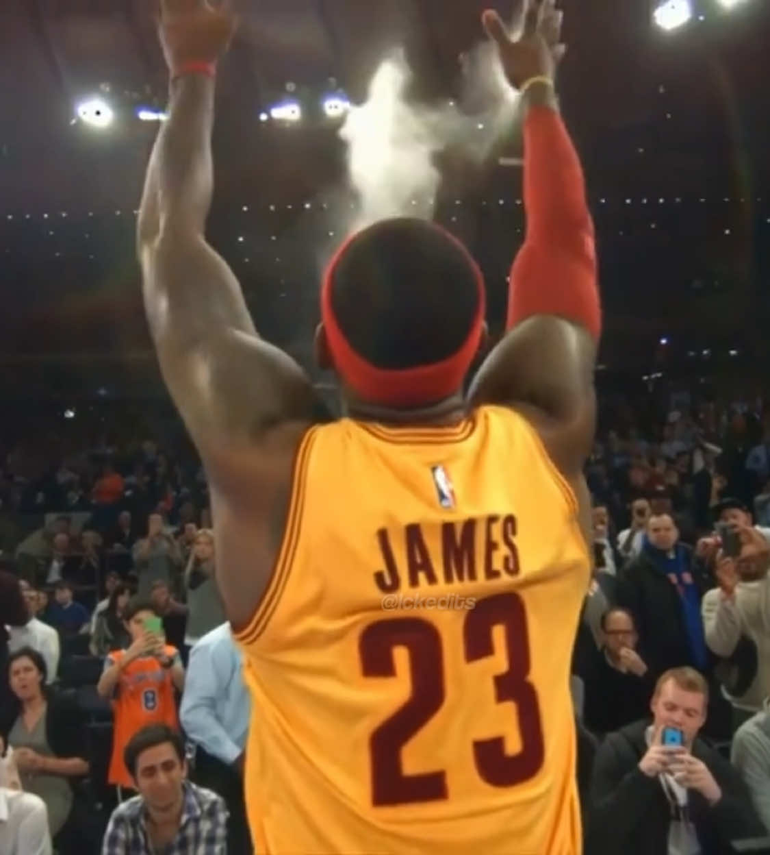 this could be the end. #lebronjames #nbaplayoffs #thepolice 