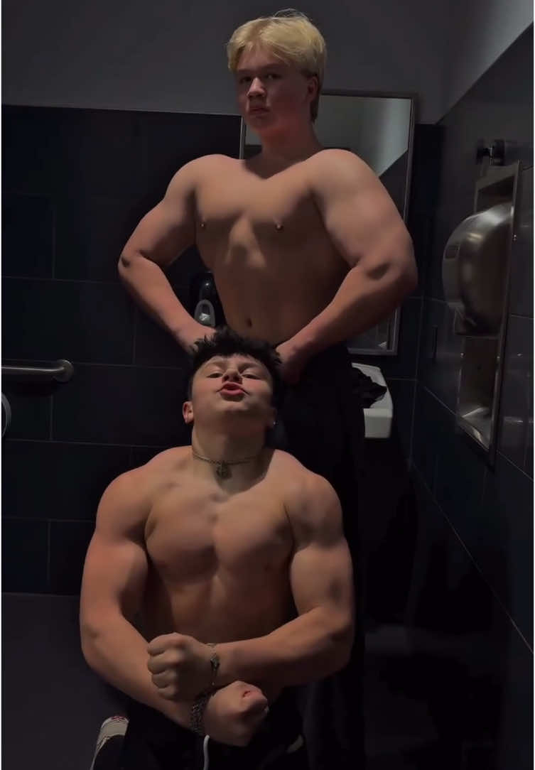 Did we get bigger Code Eric @youngla @rgmntco @helimixco@PRLIFESTYLE @LiamKampen_ @Hany Rambod @AnaTolyGymFr  @Hany Rambod  #fitnessmotivation #workoutvideo #fitfam #gymtime #fitlife #GymLife #fitnessjourney #workoutmotivation #fitnessgoals #gains #exercise #fitnessinspiration #fitvideos #fitnessaddict #fitnesstips #getfit #fitvideos #fitinspiration #sweat #cardio #strengthtraining #gymvideos #fitnesscommunity #trainhard #fitnessvideos #workoutinspiration #fitnessmodel #explorepage #fitspo #fitbody