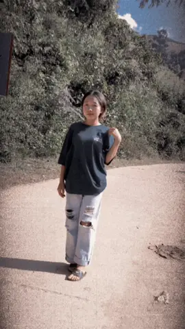 #hmoobtiktok #thaothily_sckl_99❤️ #xunghuongtiktok kv lub neej mus tsi kawg kv lam rov qab nco Txog kj 🥲🥺