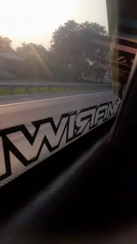 tebak dalam bus apaa😍🤩 #bismillahfyp #buspariwisata #busmaniacommunity #tiktokpelitgakpernahfyp #busmaniaindonesia #pariwisata #fypge #lapsakgank #basuri #teloletbasuri #fypviralシ  @official_panglima.003 @officialpanglima004 