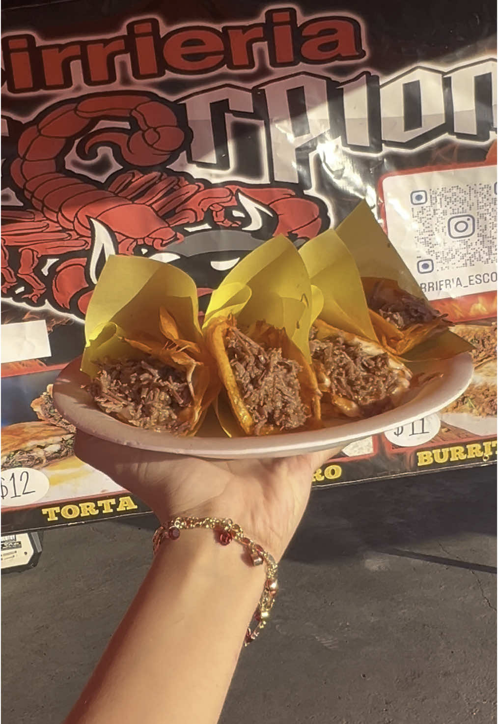 @Birrieria_Escorpion now open at @Los Feliz Night Market 🌮🇲🇽 join for food, drinks, fun & more! 🌙♥️ #fyp #nightmarket #quesabirria #tacolover #birrieriaescorpion #losfeliznightmarket 