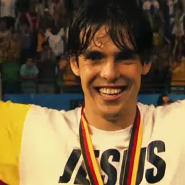 Ricardo Kaká 🇧🇷 #kaka #brasil🇧🇷 #acmilan #realmadrid #capcut #viraliza #crzgf #xyzcba #fyp