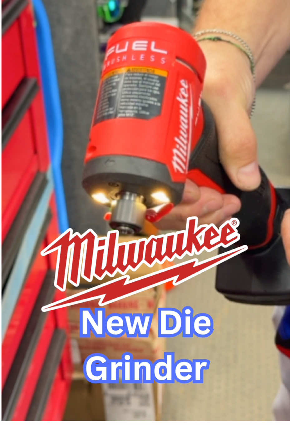 We all know the first @Milwaukee Tool die grinders were “underpowered” to say the least. Would you be willing to buy one without seeing a demo in person? #milwaukeetools #milwaukeem12 #powertools #tooladdict #tooladdiction #toolporn #toolreview #milwaukeegrinder #mechanictools #automechanic #dieselmechanic #mechanictools #technician 