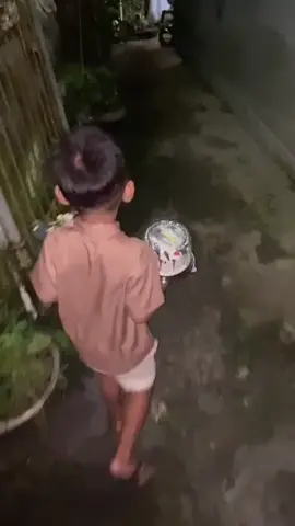 bocil aja dah gini masa kalian belum aduh gw juga kapan ya ngerasain cinta yang hebat😢 #bucin #bocil #pelukan #ngasing #sad #sadstory #sadvibes #4u #fypage #like #fyp #xybca #foryoupage #tiktokpelitfyp 