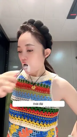 Bàn chải đánh răng 3 mặt làm sạch răng miệng, không còn mùi hôi khó chịu