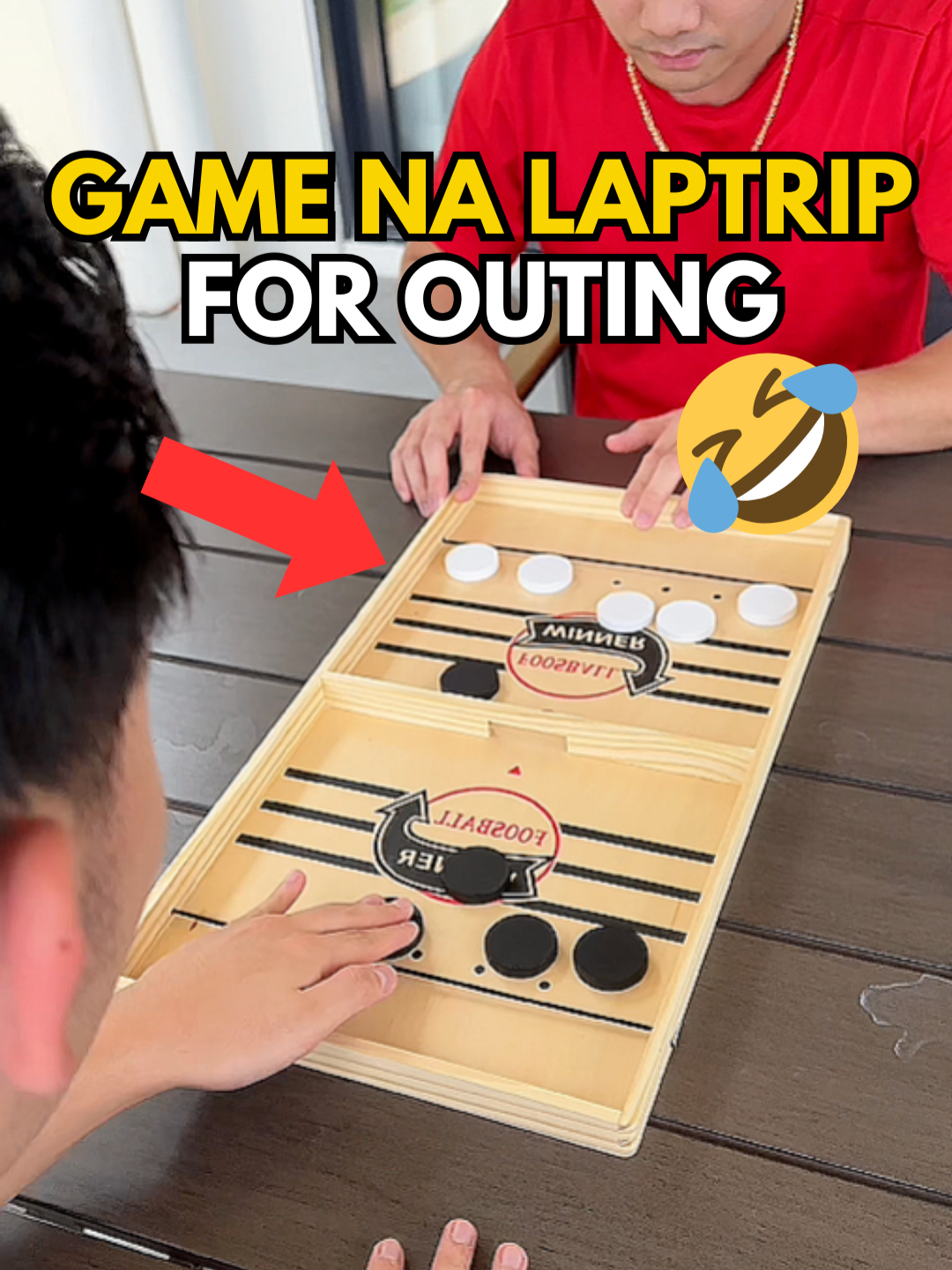 Laptrip talaga pag nilalaro to, kasi paunahan mapunta sa kabila yung bilog🤣 dalhin mo to sa outing mo o kalabanin mo kaibigan mo dito❤️ #slingshotgame #games #boardgame #alphartoys #slingpuckboardgame #tablehockeygame