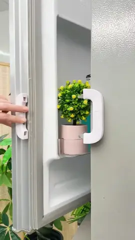 Children’s refrigerator lock, factory direct sales, do you need it?#childsafetyproducts #childrensproducts #los #childsafety #family 