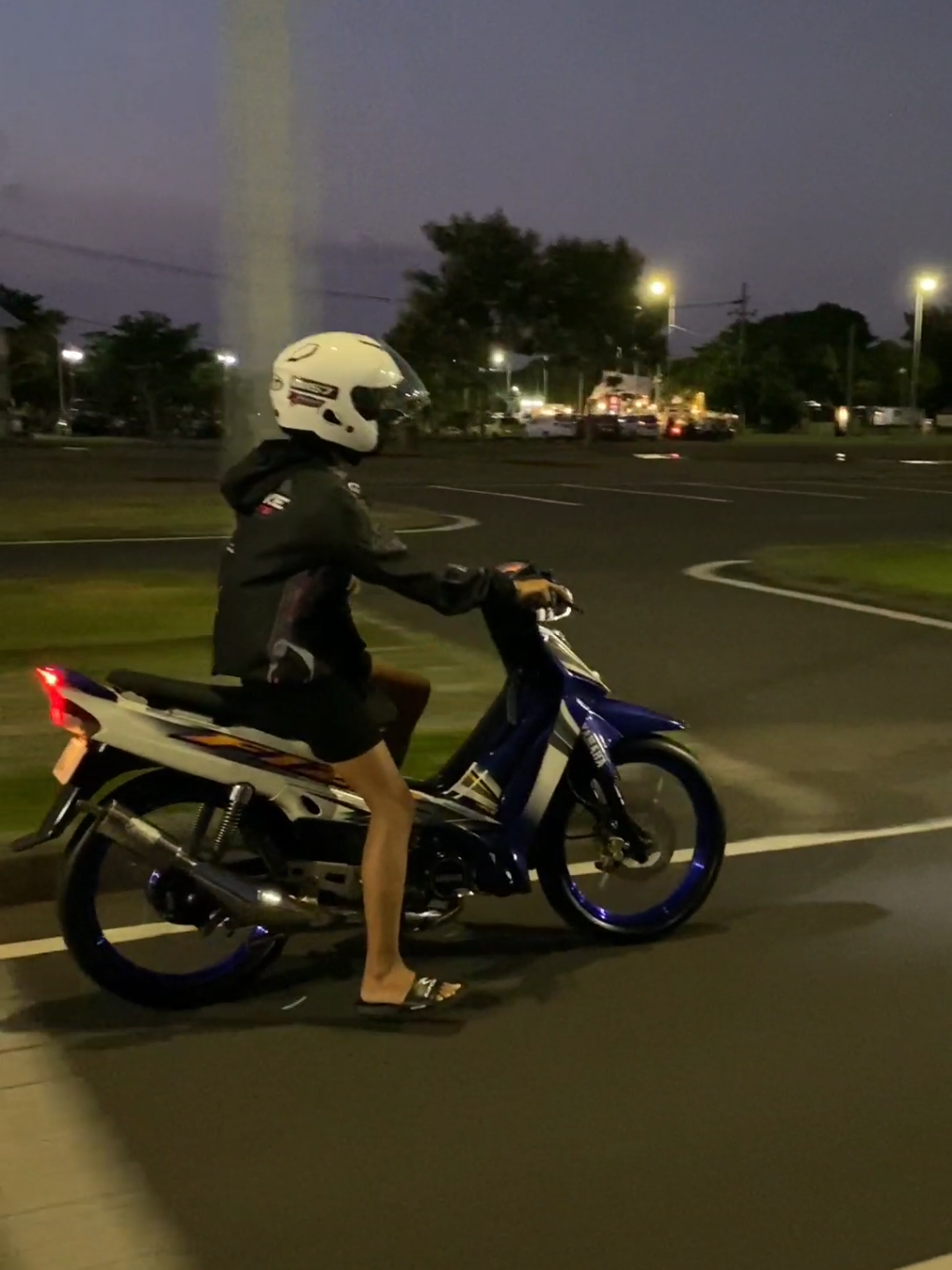 with you??🫣 #fizr #fizrindonesia #twostroke #fyp #beranda #foryoupage 
