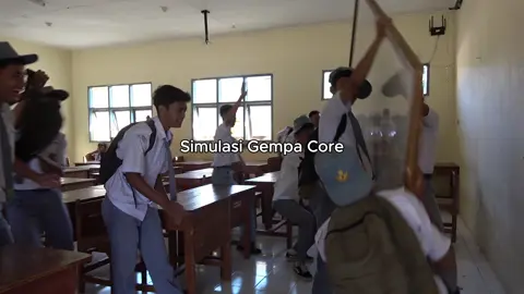 Simulasi Gempa Core#smkn2banjar