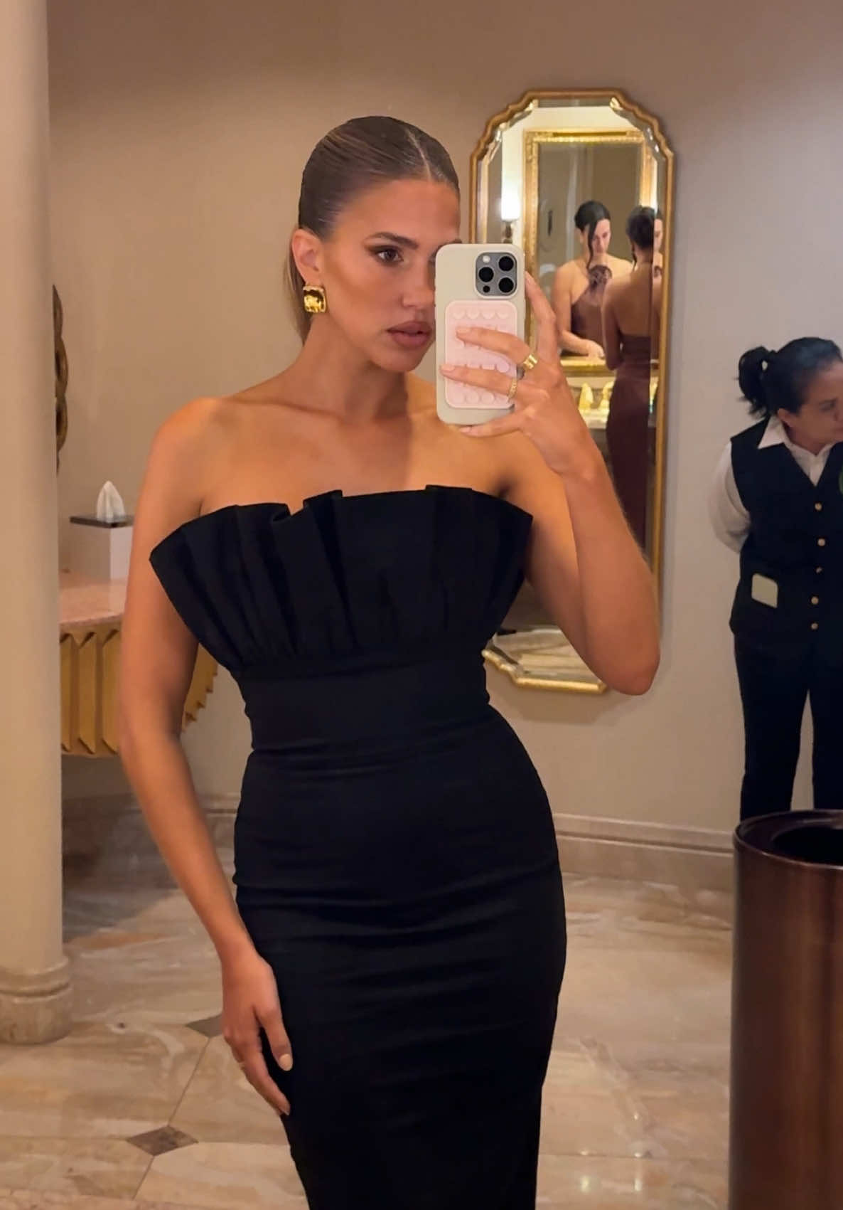 Come with me to The Daily Front Row fashion awards #haileybieber #adrianalima #fashion 