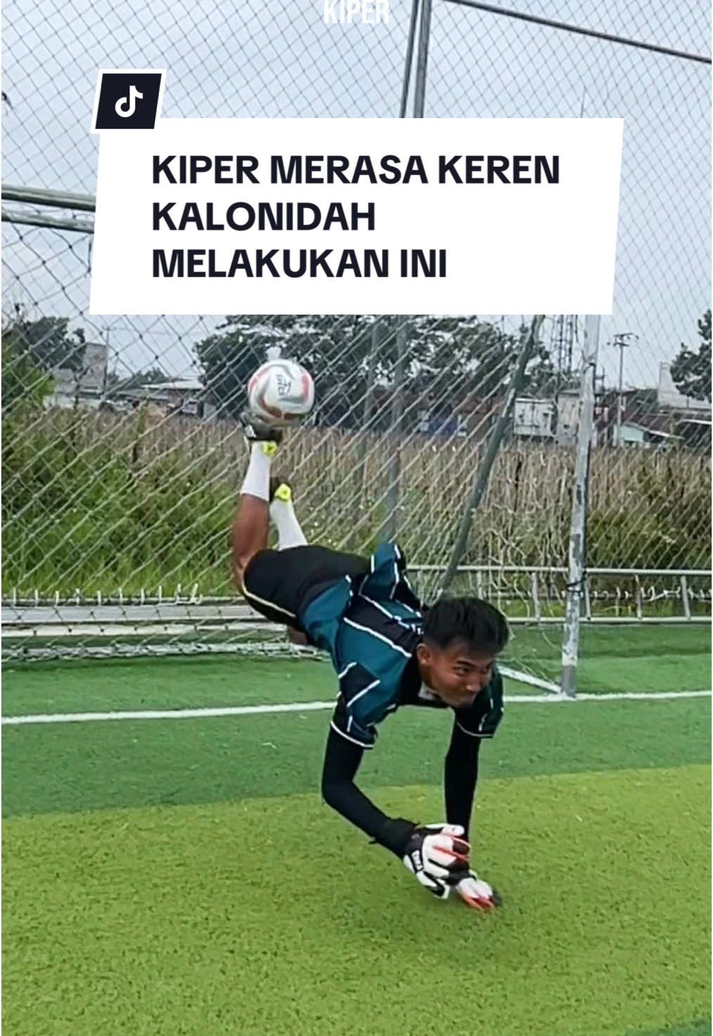 +99999999999999 aura inii kiper kalo udah pernah melakukan gerakan-gerakan ini sob🥰🔥 #RumahKiper #sepakbola #kiper #goalkeeper 