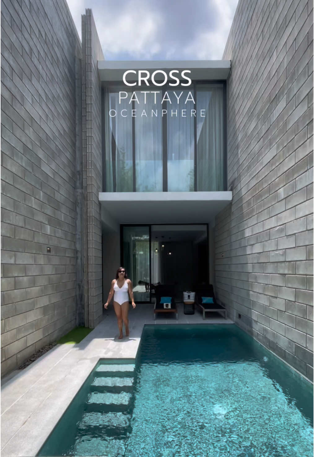 Cross Pattaya Ocanphere พูลวิลล่า Luxury Slyle โซน พัทยา-บางเสร่  #JourneyGallery #songkran2025 #pattaya #ที่พักพัทยา #crosspattayaoceanphere #บ้านฉันสนุกเว่อร์ 