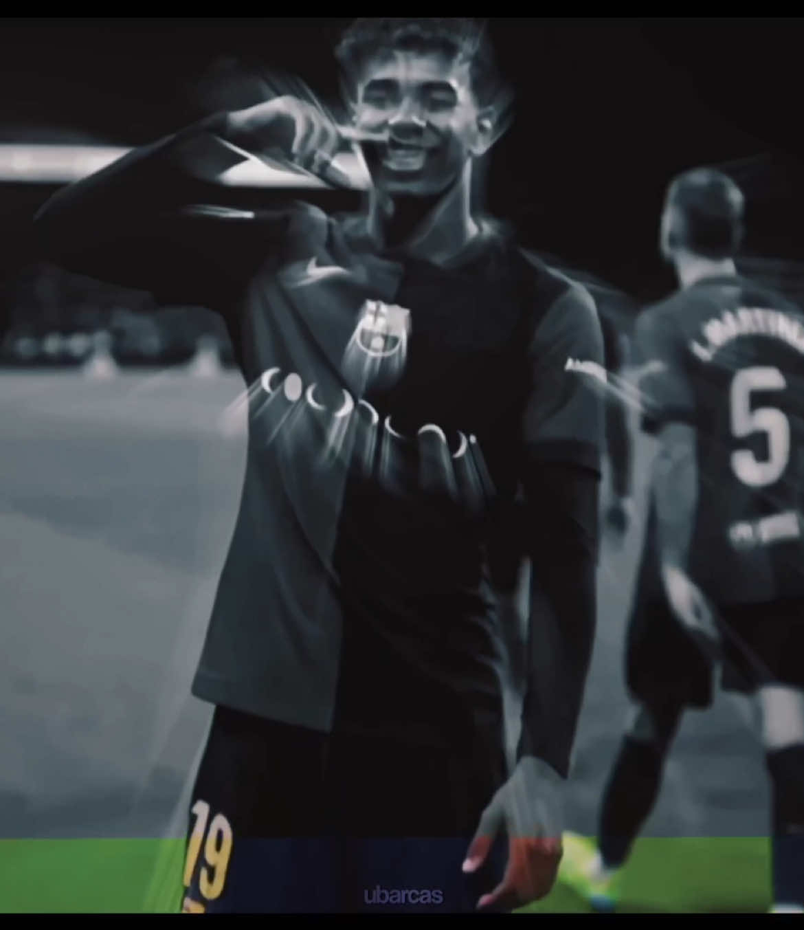 I suck at these kind of edits I’ll stick to soft ones  ac @lily ♫ sc fcb.scp cc @𝗶𝘇𝗮✧˖°   #fcbarcelona #el#ElClasicoamineyamal #edits #edit #futbol #football #so#Soccerealmadrid #barca #fyp #videostar 