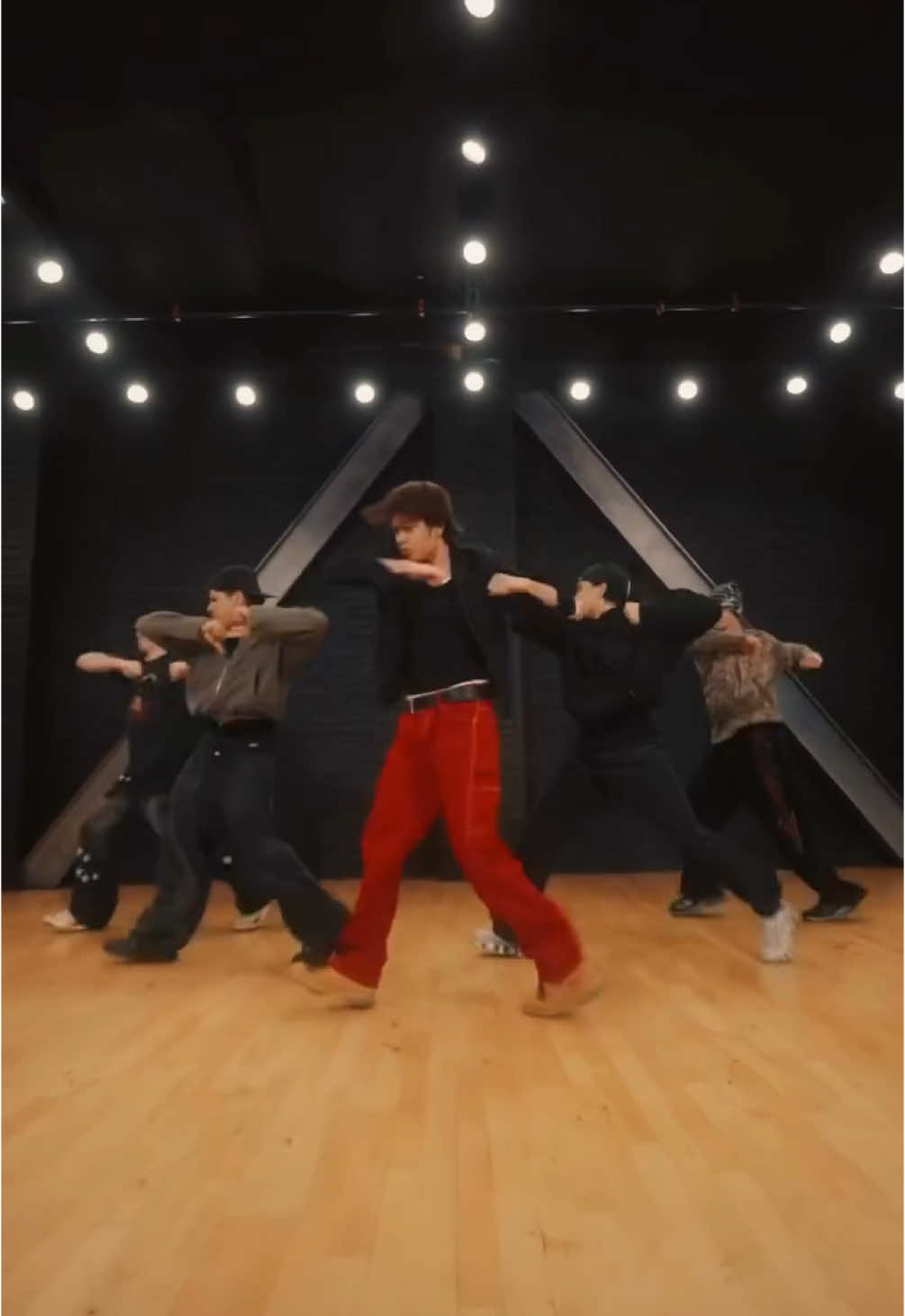 FE!N🔥 Choreography @Tavo ABT  #losangeles #dance #dancestudio #choreography #fein #travisscott #dancevideo #mihranknoho