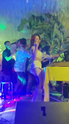 Miền tây mình vui hết sãy , chơi hết ga hết số ❤️ #dj #quangnhi cã nhà có tiệc tùng alo Em Nhi nha ❤️