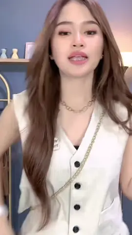 #onesetkekinian #onesetoutfit #setelanwanita 