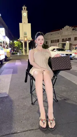 男人穿上它，是干净，简洁，高级#时尚穿搭 #夏季新款 #源头工厂 #fyp #鞋