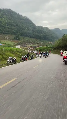 Đường chữ S nay đông vui  Nhưng tiếc nhất là mấy bạn mất xe  #xuhuong #xuhuong 