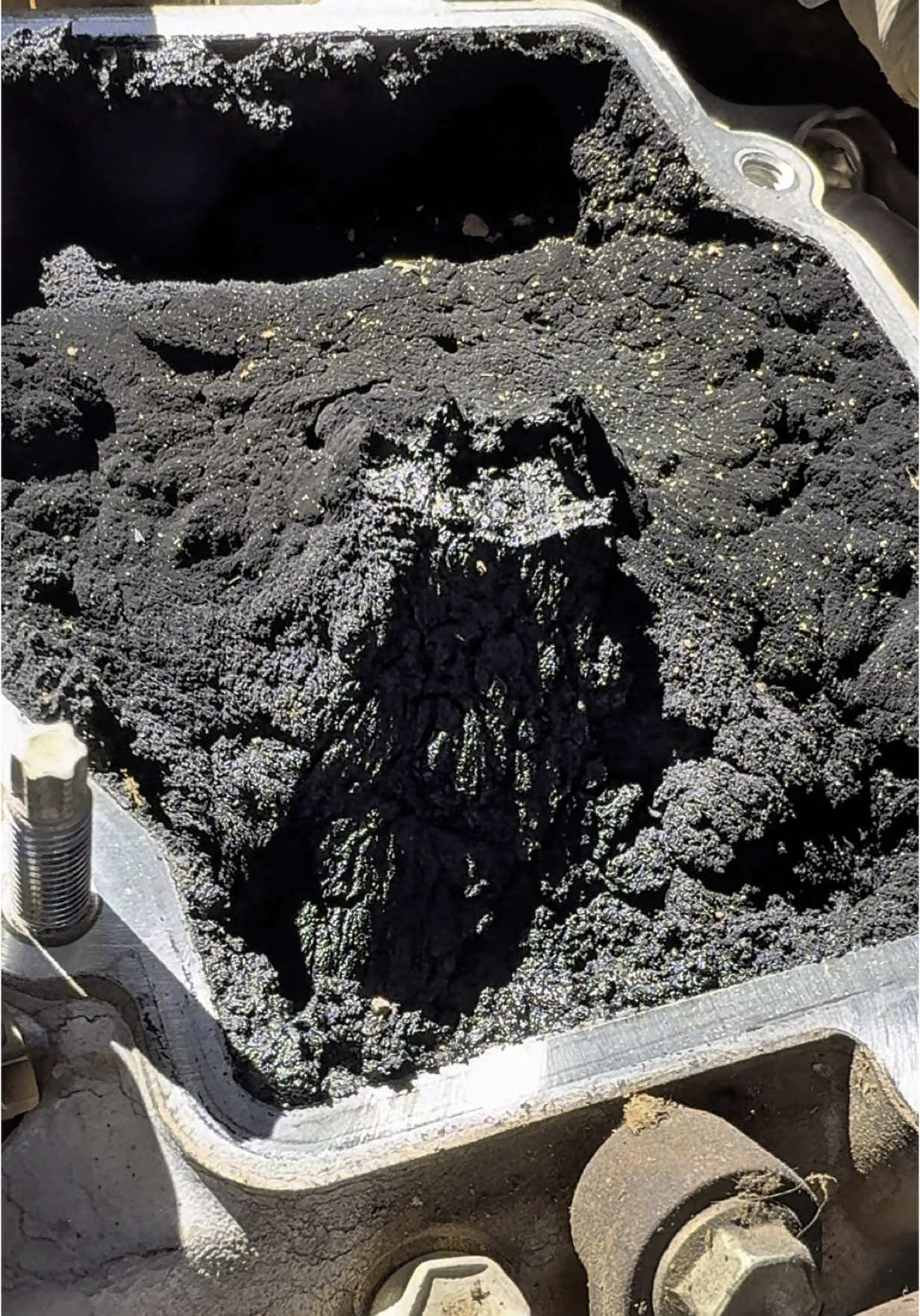 The Worst Blockage I’ve Ever Seen⁉️ Is this the worst blockage I’ve ever seen…I think so! 😅 Toyota Landcruiser 79 series with serious carbon build issues. Full Video Coming Soon 🎥  #toyotalandcruiser #diesel #4x4australia #cardetailing 