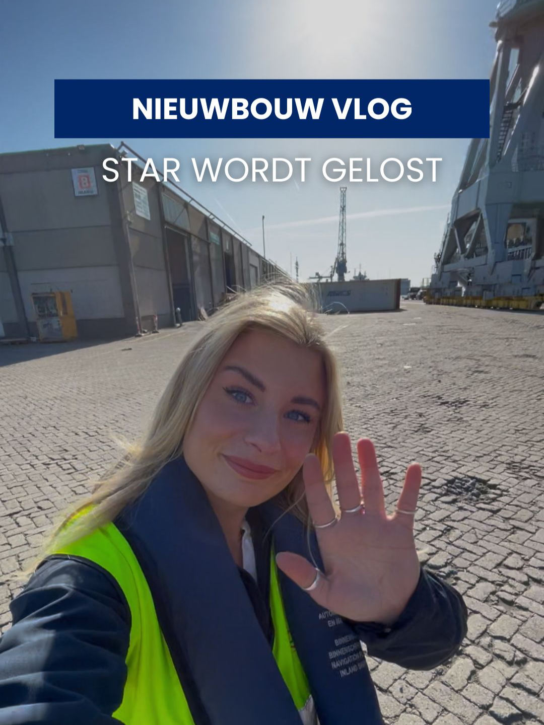🎥 Vandaag hebben we weer een gloednieuwe nieuwbouwvlog voor jullie! De STAR is gelost in Rotterdam en dat leverde spectaculaire beelden op. Marc en Soraya mochten aan boord en konden niet wachten om alles te inspecteren. 👀 Voor de STAR is het team al compleet, maar op andere schepen binnen onze vloot hebben we nog plek voor nieuwe collega’s. 💙 Lijkt dit jou wat? Laat het ons weten, dan nemen we snel contact met je op! pz@universeshipping.nl of 0786124342 🇳🇱 🇱🇺 🇨🇭 #UniverseShipping #tankvaart #binnenvaart #binnenvaartschip #binnenvaartschepen #binnenvaarttanker #binnenvaarttransport #inlandshipping #shipping #schippers #kapitein #inland #vessel #matroos #maritiem #tankvessel #schepen #scheepvaart #star #rotterdam  #nieuwbouwvlog #portofrotterdam 