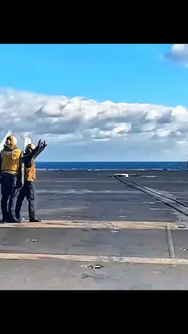 ”福特“号航母电磁弹射#军事爱好者 #军事科技#军事科普