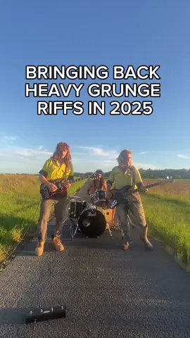 INTRO OF OUR NEWEST SONG “HERESY”!🤘 #foryoupage #grunge #newmusic #rock #riff #altmetal #aliceinchains #soundgarden #band